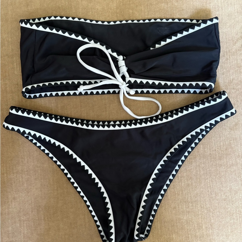 Black and White Bikini Set